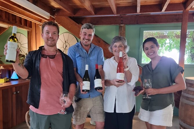 3-Hour Hunter Valley Scenic Helicopter Tour Including 3-Course Lunch from Cessnock - 3-course lunch in the Hunter Valley: food, service, and wine options