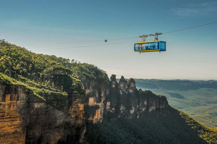 Blue Mountain Small Group Scenic World, Wildlife, Waterfall - Three Sisters at Echo Point: Jamison Valley Views and Cultural Context