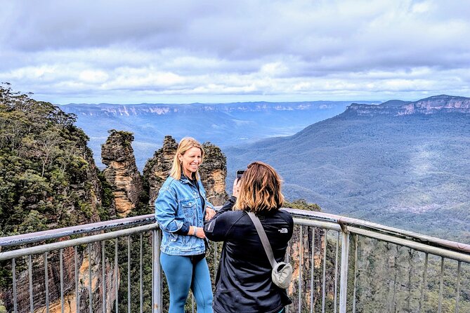 Blue Mountains Day Tour -Scenic World, Koalas & Roos (15 ppl LUX) - Jamison Lookout and Echo Point: Where the Three Sisters Photos Happen