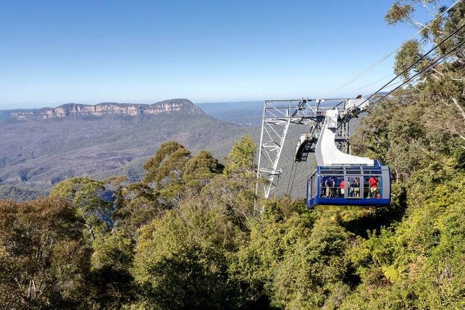 Blue Mountains Small-Group Tour from Sydney with Scenic World,Sydney Zoo & Ferry - 6:45 pickup and the Harbour views before Katoomba