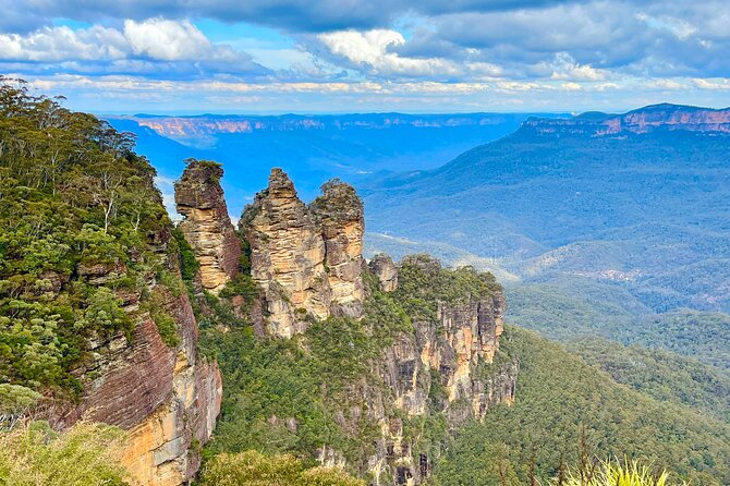 Blue Mountains Small Group Tour with Waterfall Walk & Fresh Lunch - A Blue Mountains day trip built around waterfalls (not just viewpoints)