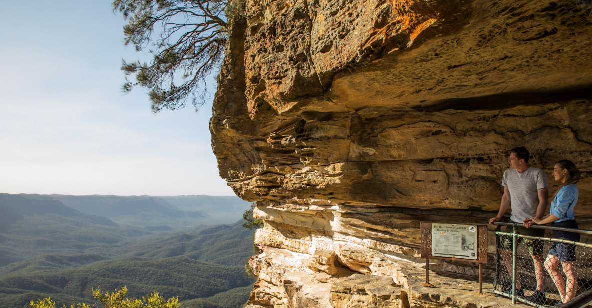 Blue Mountains Sunset Waterfalls Wildlife Tour From Sydney - Lincoln’s Rock for sunset: where the day turns orange