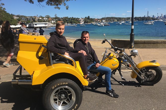 Eastern Sydney Panorama trike tour - Bondi Beach photo stop: quick look at an icon
