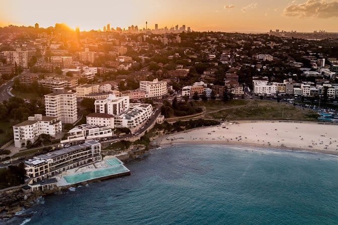 Entrancing Magic and Storytelling at Castlereagh Boutique Hotel - Booking timing: how early should you reserve in Sydney?