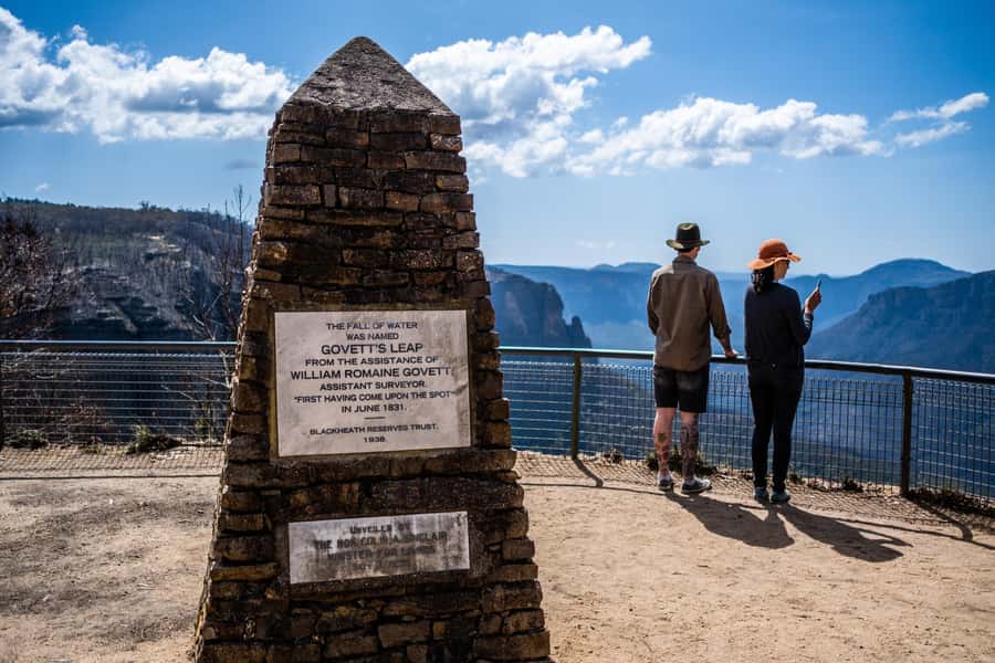 From Sydney: Blue Mountains, Sydney Zoo & Walking Tour - Leura Break for Lunch and Village Browsing