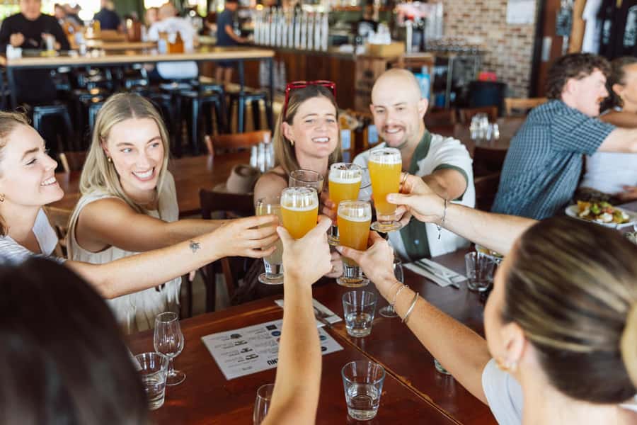 From Sydney: Full-Day Hunter Valley Wine Tour & Lunch - Winery stop 2: more tasting, then you’ll connect it to food