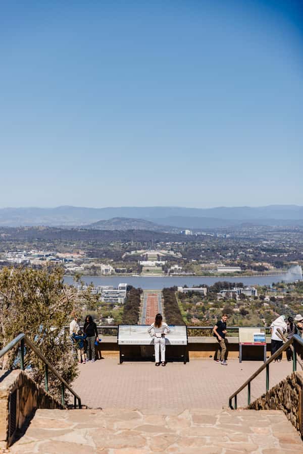 From Sydney: Full-Day Tour to Canberra - Floriade Season Option: Commonwealth Park in Flower Power Mode