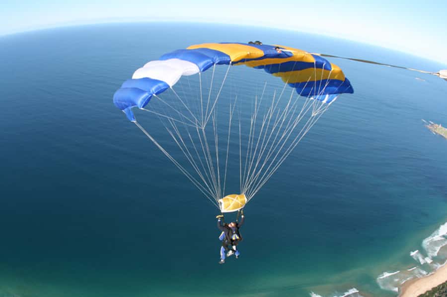 From Sydney: Tandem Skydive Experience over Beach - Tandem Jump Over Wollongong With a Beach Landing Finish