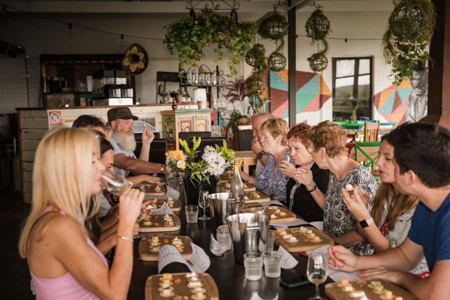 Hunter Valley: Uncork the Hunter Full-Day Wine Tour - The guides: the real reason people look forward to this day
