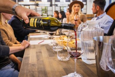 Hunter Valley Wines, 2-Course Lunch, Cheese & Chocolate Tour - Getting out of Sydney: the 7:00am Central Station start that saves your whole day
