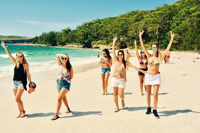 Jervis Bay Tour with Dolphins, Kangaroos & World's Whitest Beach - Hyams Beach and the White Sands Trail: the wow factor with real footwork