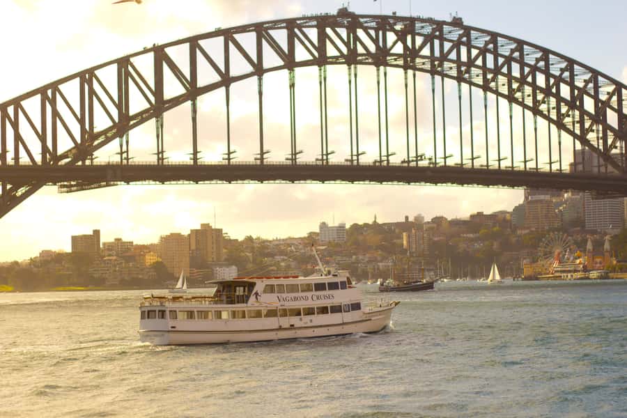 Lunch Cruise with Live Jazz on Sydney Harbour - Logistics and Small Friction Points: What to Watch For