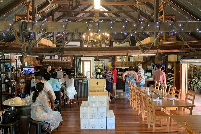 Luxury Hunter Valley Wildlife & Wine Tasting Tour from Sydney - Oaks Cypress Lakes Resort lunch pause: optional, but useful