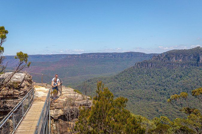 Luxury Small Group of 5 Blue Mountains Escape Tour - Glenbrook National Park and the Wentworth Falls viewpoint walk