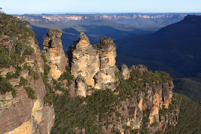 Private Luxury Blue Mountain Tour with Wildlife and River Cruise - Getting started: Sydney pickup and the Harbour approach