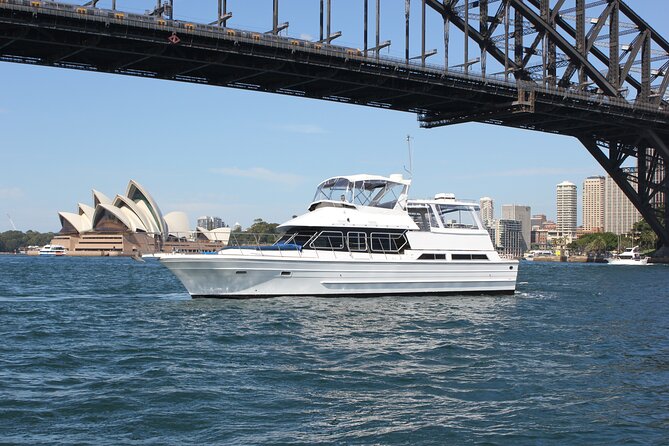 Private Luxury Sydney Harbour Cruise - A private Sydney Harbour cruise, without the deck scramble