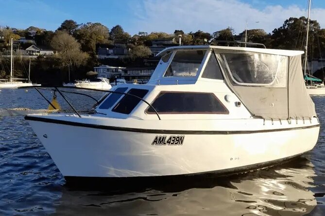 Self Drive Boat Hire Sydney Harbour (No license required) - The dock briefing: the fastest path to feeling confident
