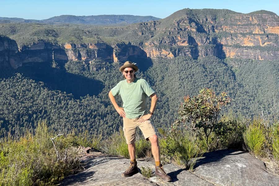 Sydney: Blue Mountains Kangaroos, Wilderness and Sunset Tour - Narrow Neck Plateau sunset and a wildlife viewing window