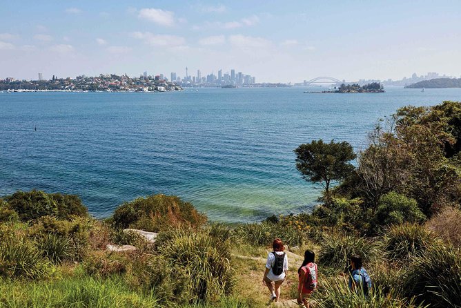 Sydney City Highlights & Hidden Gems: Private or Small Group Tour - Milsons Point, Farm Cove, and Mrs Macquarie’s Chair viewpoints