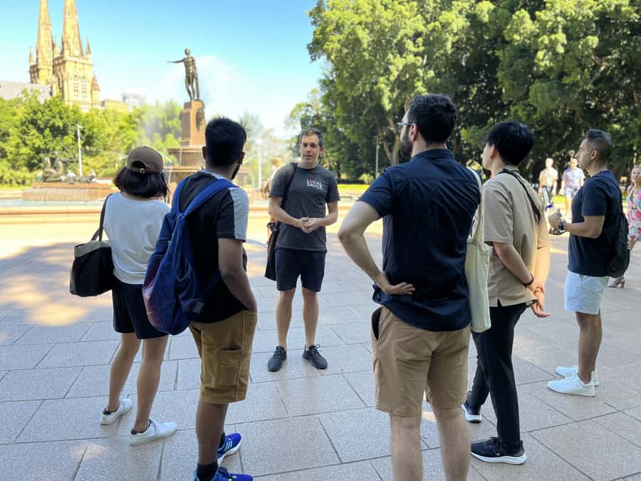 Sydney: City & The Rocks 3.5-Hour Walking Tour with a Drink - Customs House to The Rocks: why this walk works
