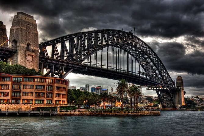 Sydney Dark Stories True Crime Tour - Meeting at Parbury Lane: where the tour starts smoothly