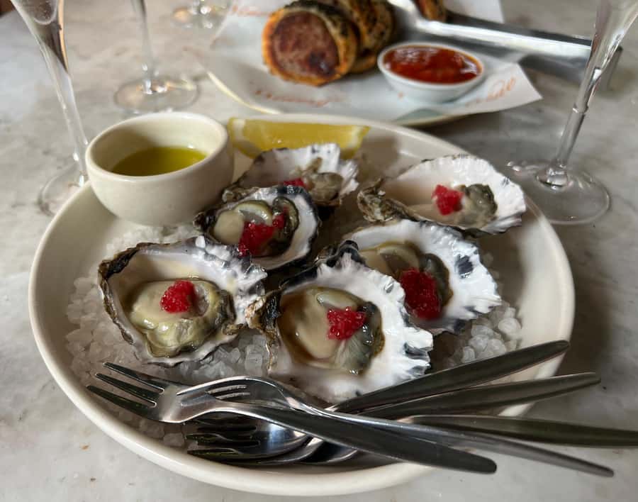 Sydney: Food Tour in Surry Hills with 8 Local Food Tastings - The guide factor: the real reason people keep praising this tour