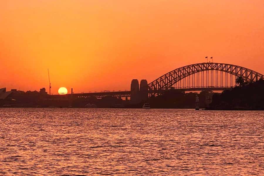 Sydney: Golden Glow Sunset Harbour Cruise with 1 Drink - When Weather Messes With the Sunset: Timing and Expectations
