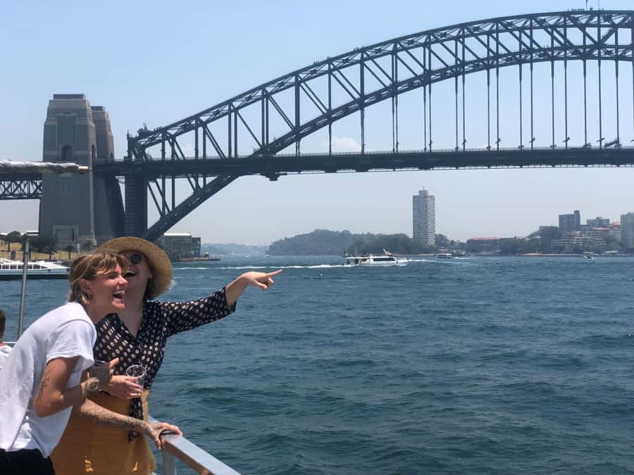 Sydney: Harbour Cruise with Buffet Lunch - Should you book this Sydney Harbour buffet cruise?