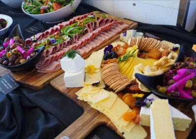 Sydney: Harbour Cruise with Buffet Lunch - The 5-minute safety briefing and finding your best deck spot