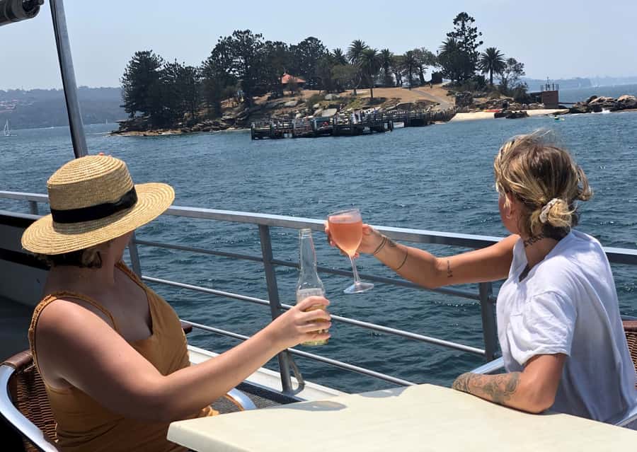 Sydney: Harbour Cruise with Buffet Lunch - Timing, weather, and photo tips for the best 135 minutes