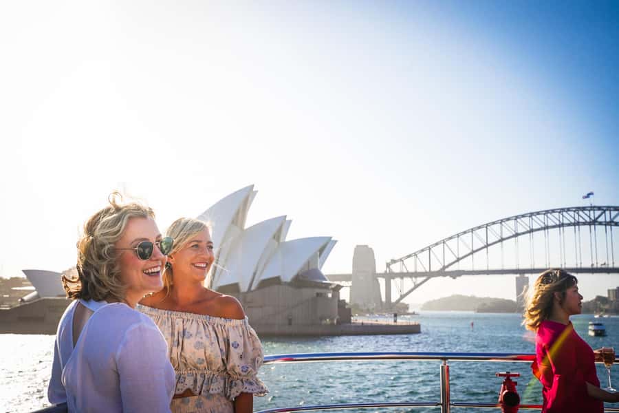 Sydney Harbour Experience 90-minute Sightseeing Cruise - Sydney Harbour Experience: the cruise that fits a tight schedule