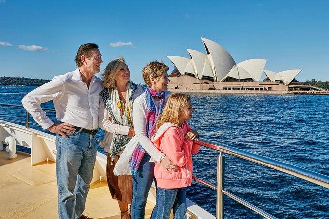 Sydney Harbour Sightseeing Cruise Experience - Eastern Suburbs From the Water: Point Piper, Double Bay, and Bradleys Head
