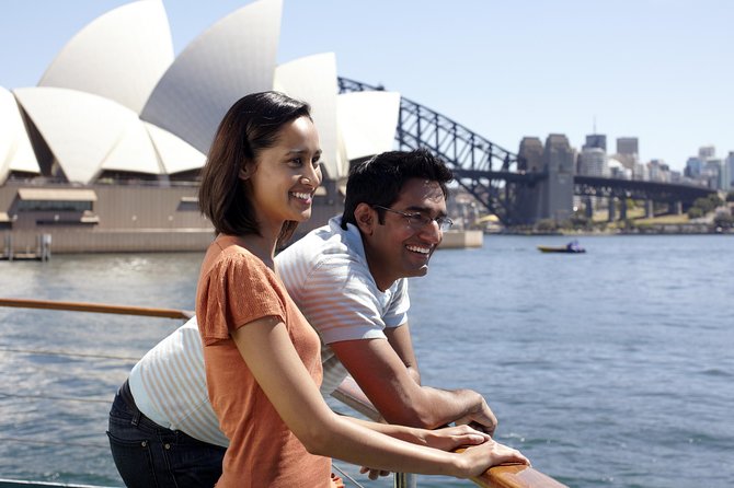 Sydney Harbour Sightseeing Cruise Experience - The 1 Hour 20 Minute Harbour Loop That Gets You Oriented Fast