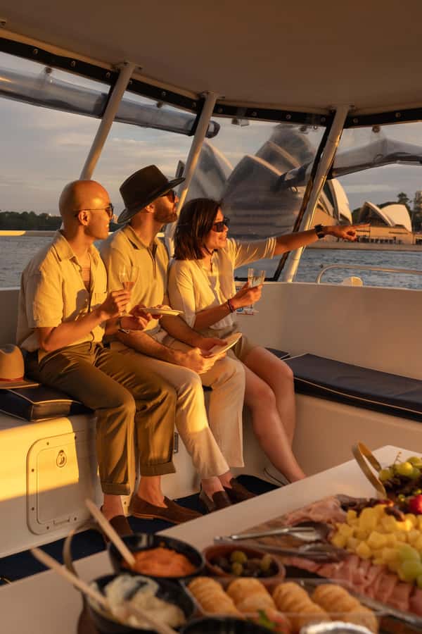 Sydney Harbour: Sunset Catamaran Cruise - Boarding at Man O’War Steps: Circular Quay Without the Hassle