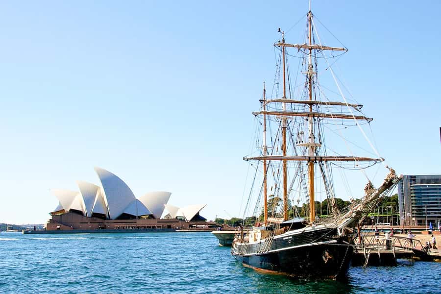 Sydney Harbour: Tall Ship Afternoon Cruise - Finding Campbell’s Cove and getting on board fast