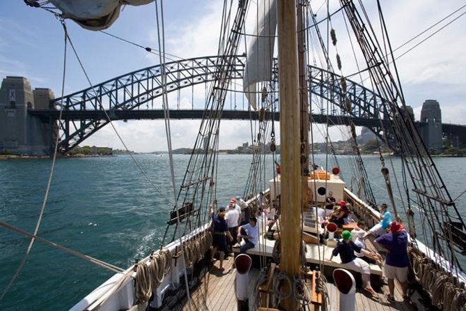 Sydney Harbour Tall Ship Afternoon Discovery Cruise - Tall Ship vs Ferry: what changes when you sail instead of ride
