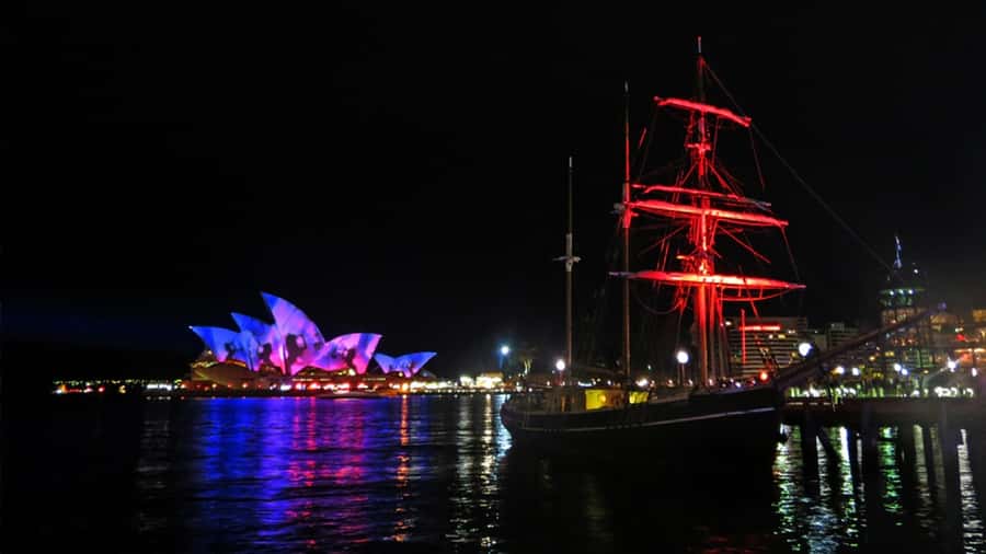 Sydney Harbour: Tall Ship Vivid Dinner Cruise - Key points before you book