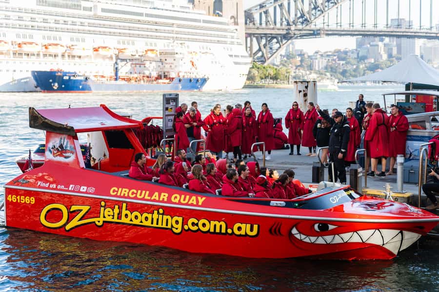 Sydney: Jet Boat Adventure Ride from Circular Quay - Plan for the Wet: How to Dress and What to Bring