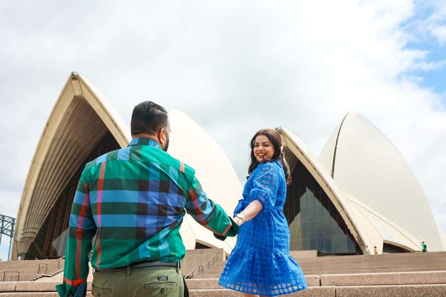Sydney: Private Photoshoot outside the Opera House - Where the best Opera House photos come from