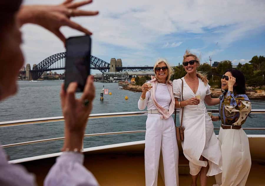 Sydney: Relaxing High Tea Cruise on Sydney Harbour - Service and atmosphere: the staff matters here