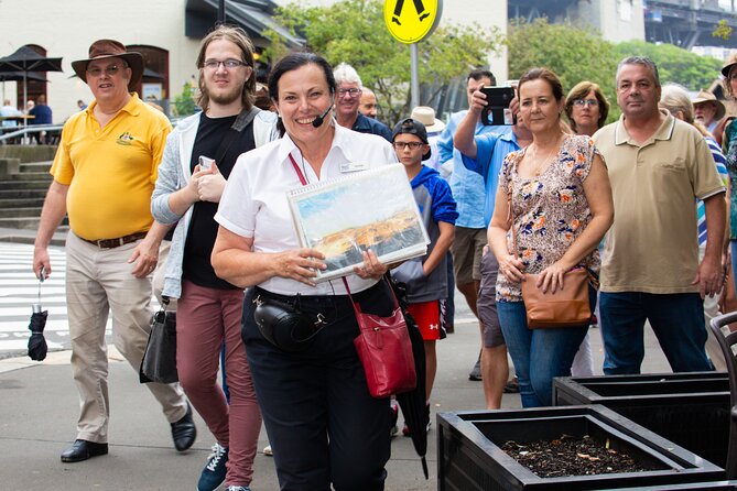 Sydney Shore Excursion: The Original Guided Walking Tour of The Rocks - Umbrella, toilets, and the all-weather reality