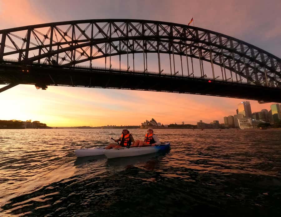 Sydney: Sunset Kayak - Opera & Harbour Bridge Tour (5p. max) - From Lavender Bay to Golden Water: Why This Sunset Kayak Feels Special