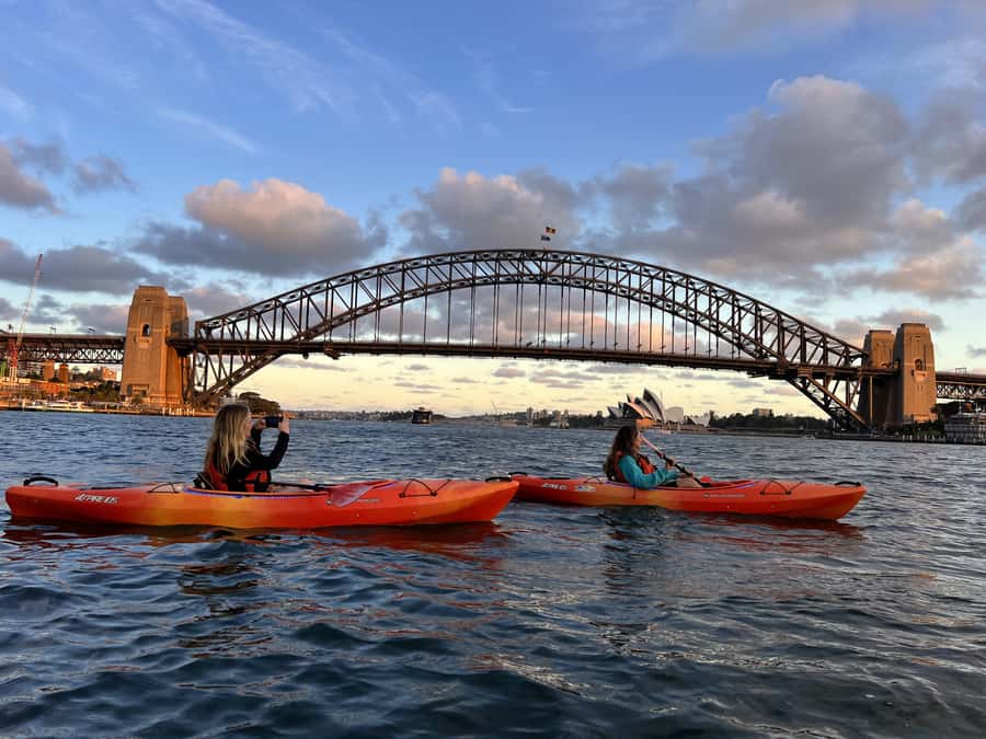 Sydney: Sunset Kayak Tour on Sydney Harbour - Opera House and Harbour Bridge at dusk: what you’ll actually see
