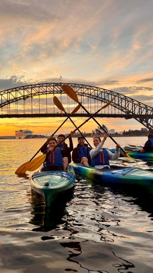 Sydney: Sunset Kayak Tour with Opera House Views - The Guide Difference: Friendly Safety and Photo Help