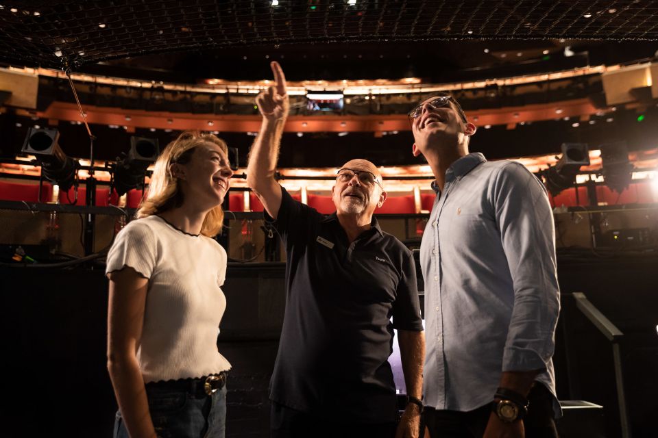 Sydney: Sydney Opera House VIP Backstage Tour and Breakfast - Rules to know before you go: cameras, stairs, shoes, and luggage