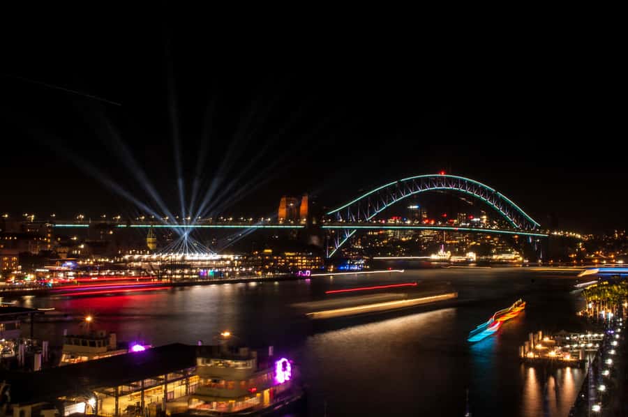Sydney: Vivid Festival of Light Harbor Cruise with Dinner - 90 minutes on Sydney Harbour: what you’ll actually see