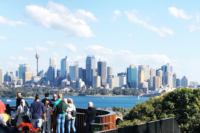 Taronga Zoo Entry & Return Ferry - Sydney Harbour - Keeper talks, feedings, and shows: how to get the most value from your time