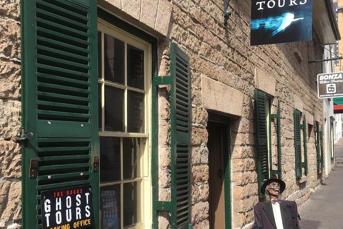The Rocks Ghost Tours with Guide in Sydney - Why this The Rocks Ghost Tour is best done at night