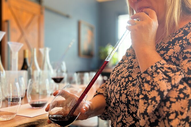 Uncork the Hunter Full Day Hunter Valley Winery Tour - Lunch and snack setup: grazing-box comfort with wine included